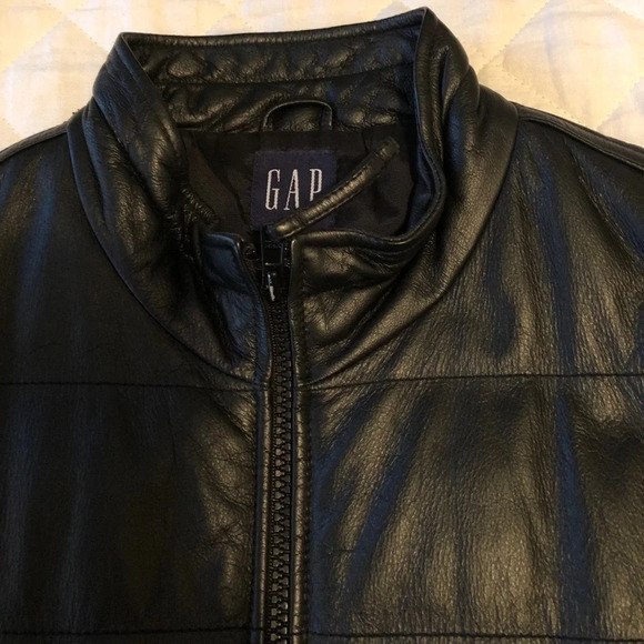 •GAP• Vintage Quilted Leather Vest - Picture 8 of 8